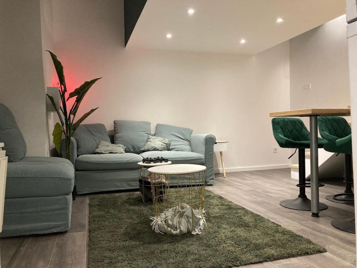 Full Equipment Designed Apartment In The Heart Of Budapest For 4 People Eksteriør billede