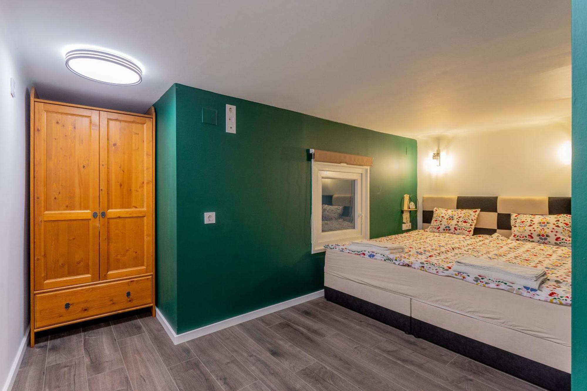 Full Equipment Designed Apartment In The Heart Of Budapest For 4 People Eksteriør billede