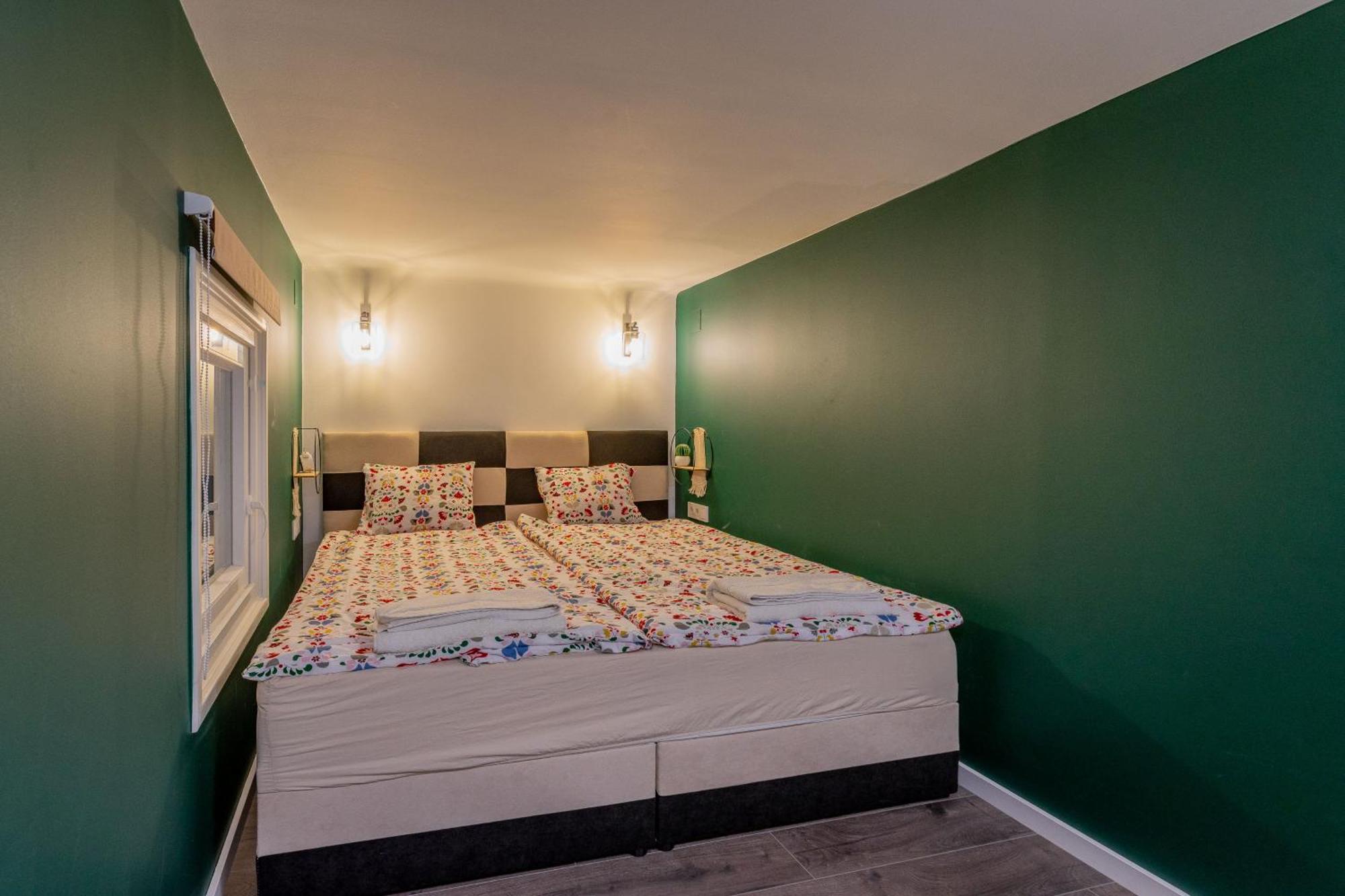 Full Equipment Designed Apartment In The Heart Of Budapest For 4 People Eksteriør billede