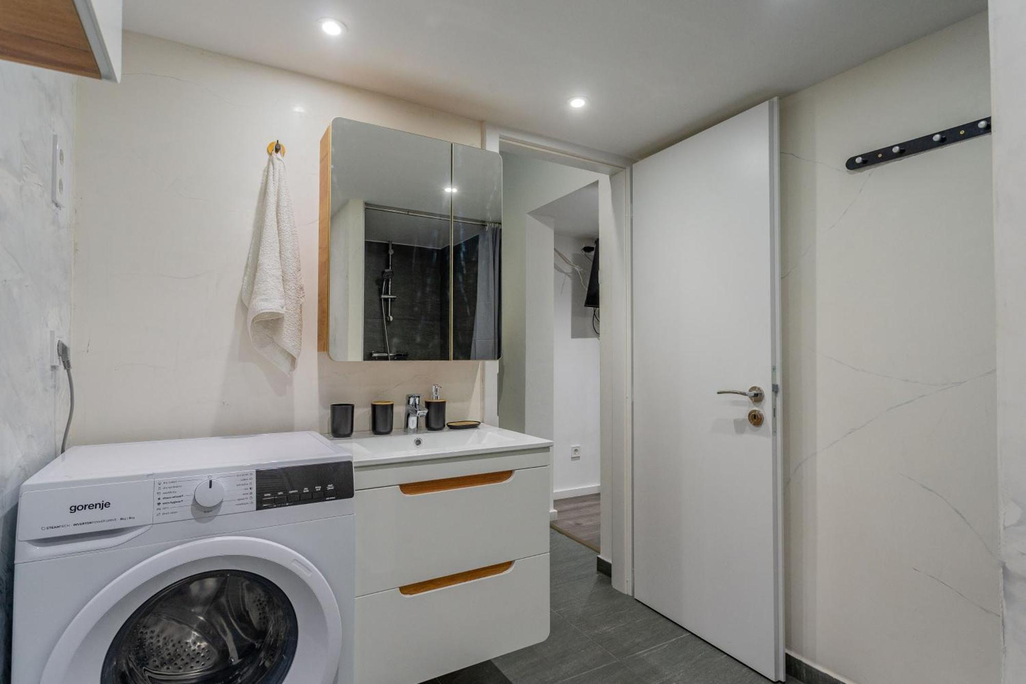 Full Equipment Designed Apartment In The Heart Of Budapest For 4 People Eksteriør billede
