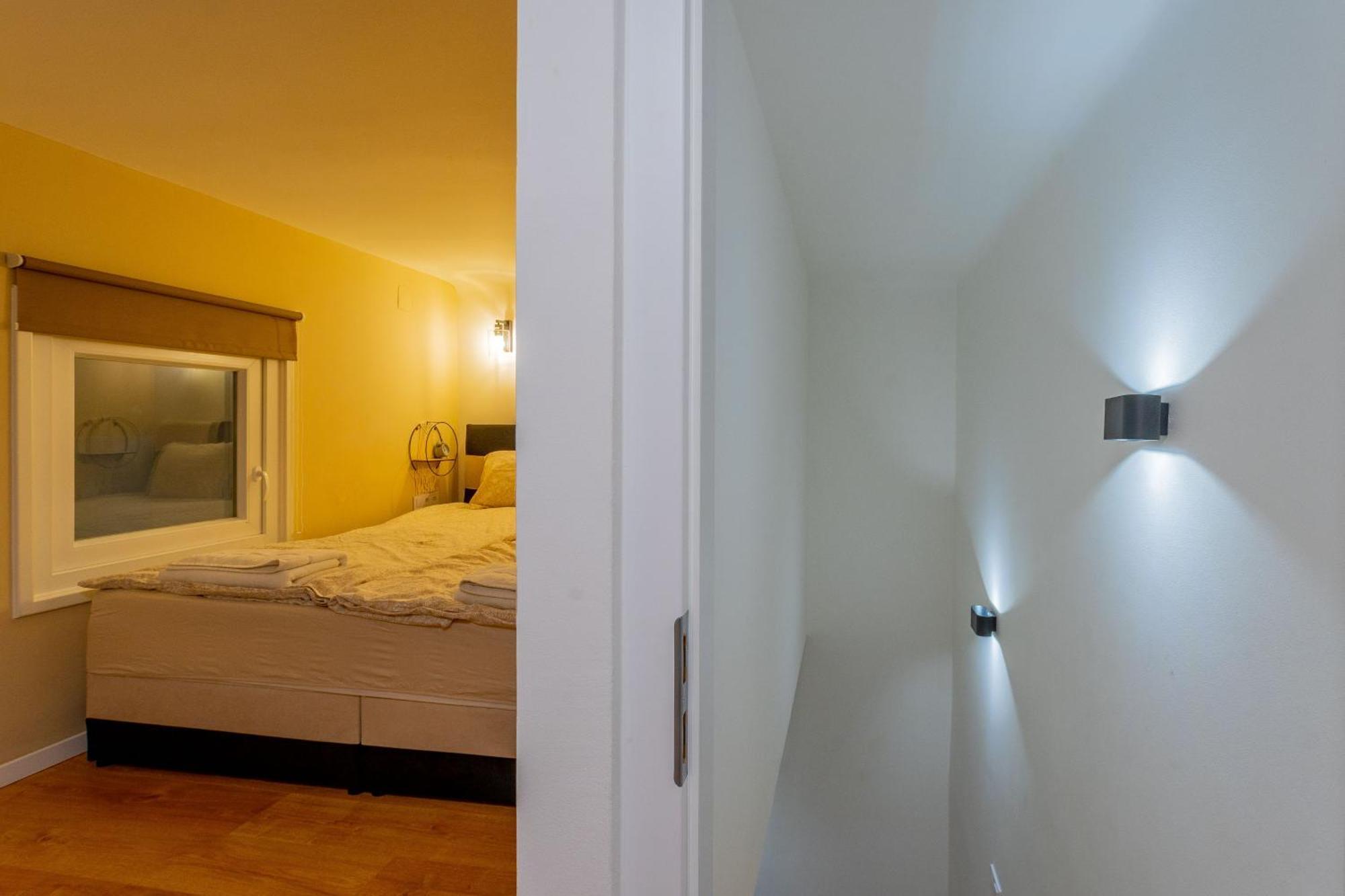 Full Equipment Designed Apartment In The Heart Of Budapest For 4 People Eksteriør billede