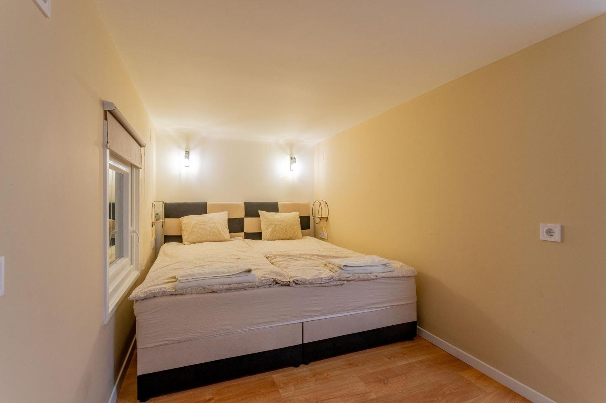 Full Equipment Designed Apartment In The Heart Of Budapest For 4 People Eksteriør billede