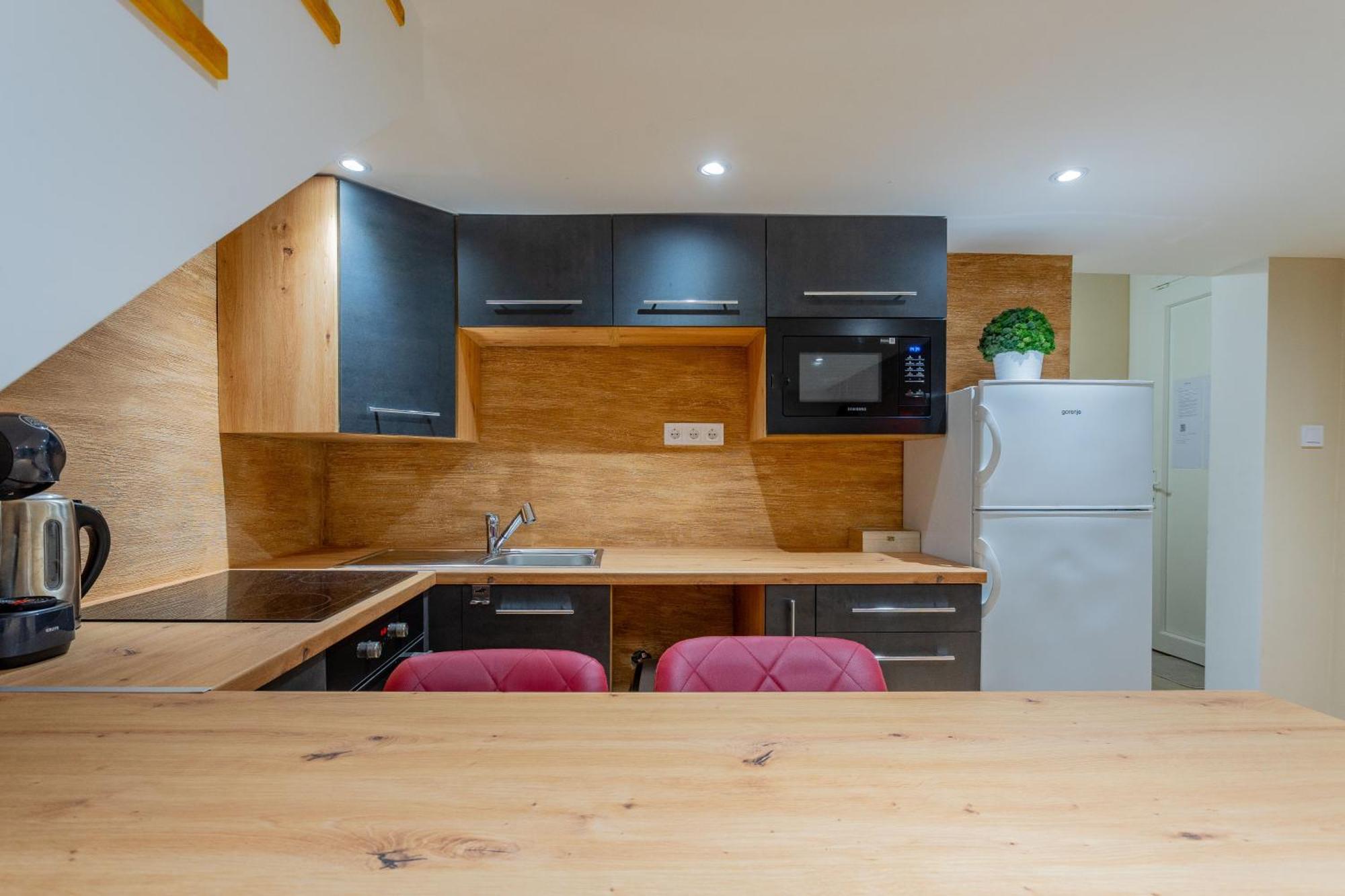 Full Equipment Designed Apartment In The Heart Of Budapest For 4 People Eksteriør billede